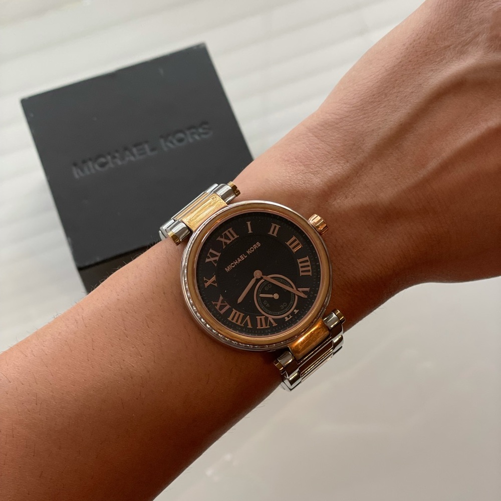 Michael Kors Skylar MK5957 womens quartz watch